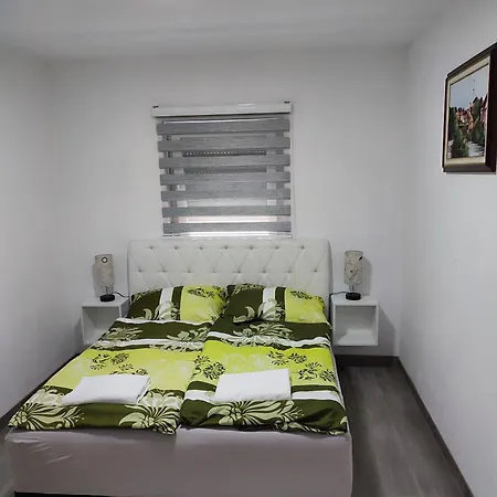 Exclusive * Bihać